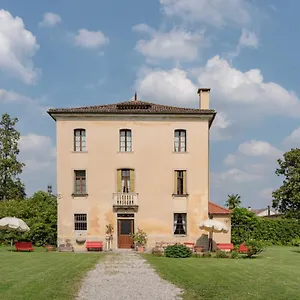 https://fiorivigne-di-cecilia-marcon.hotelinveneto.com